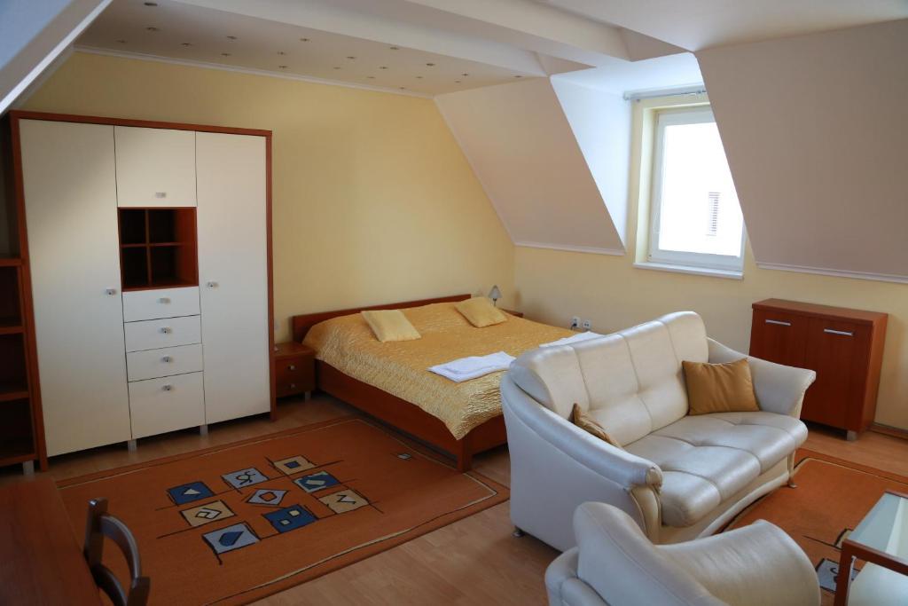 Penzion Le Monde Hotel Bardejov Exterior photo